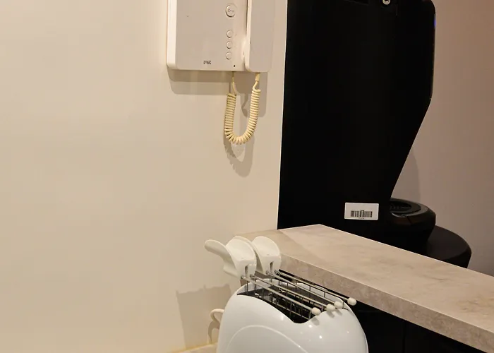 בית הארחה Romaresidence Trastevere רומא